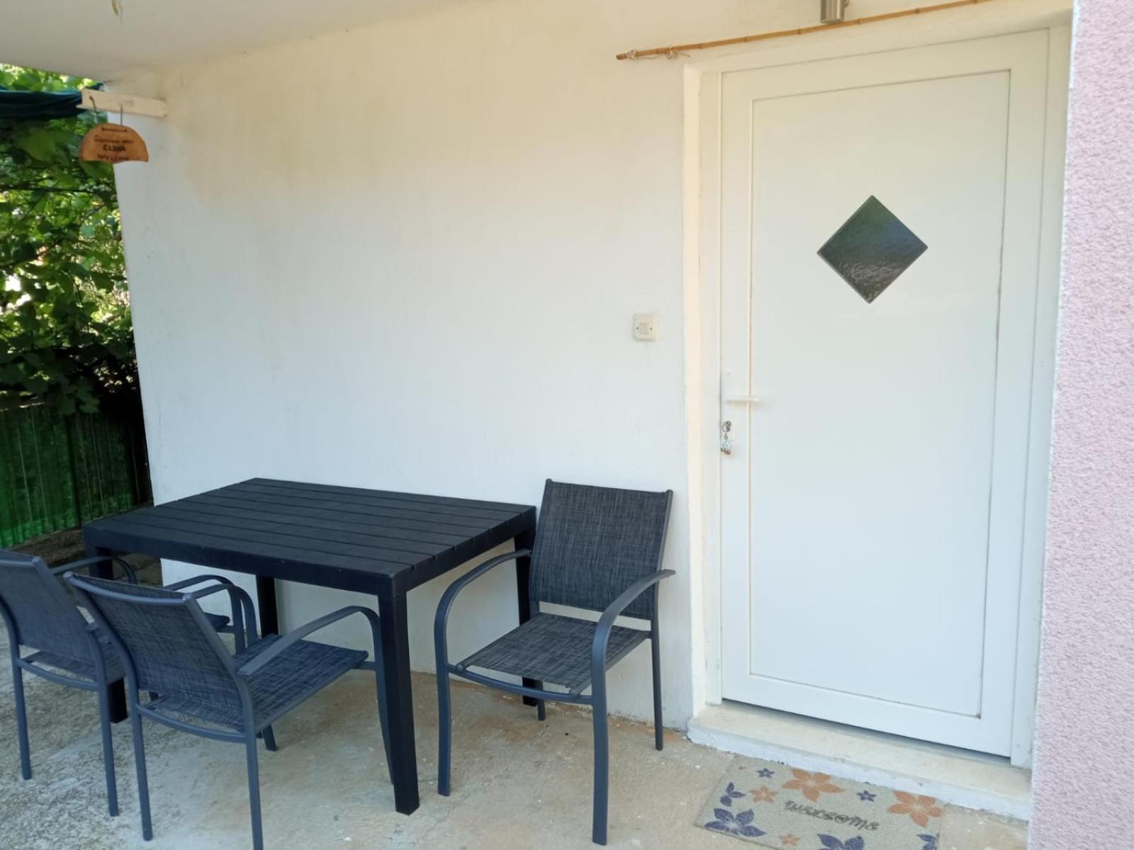 Guesthouse Eljuga Family Stari Grad  Esterno foto