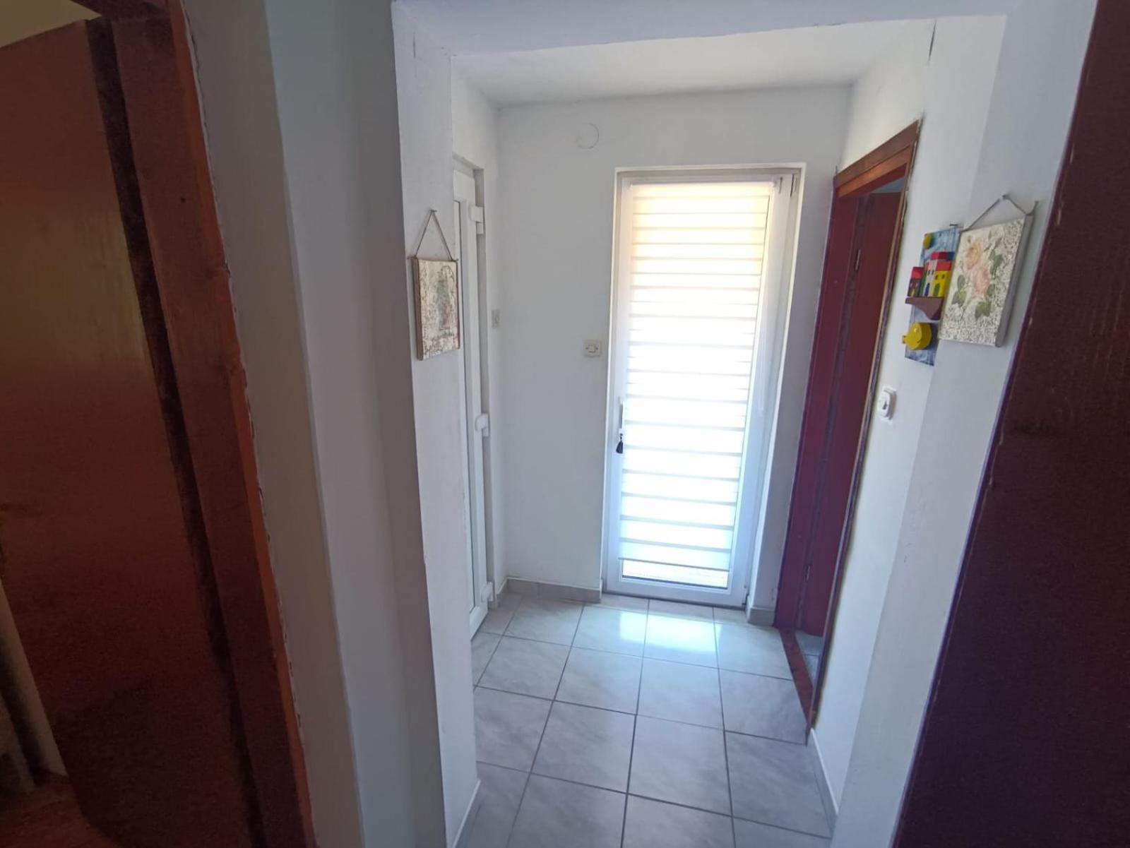 Guesthouse Eljuga Family Stari Grad  Esterno foto